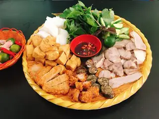 Bún đậu thập cẩm - 60.000 ₫ tại Cây Si Quán - Bún Đậu Mắm Tôm - Quốc Lộ 13