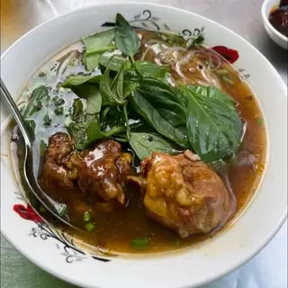 Hình ảnh Hủ tiếu mì sườn kho