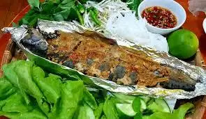 Hình ảnh Cá saba nướng muối ớt giấy bạc