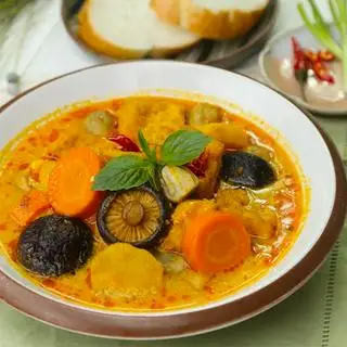 Cà ri chay - 35.000 ₫ tại Chay 80 - Nguyễn Đình Chiểu