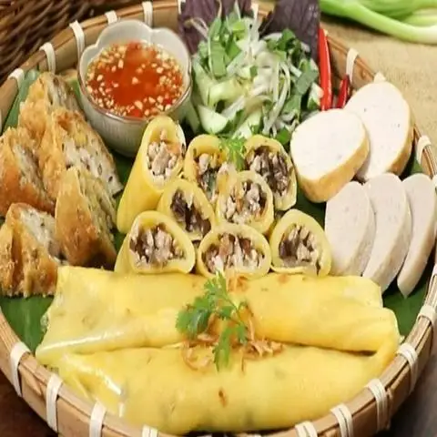 Bánh Cuốn Nóng, Bánh Ướt Lòng Gà & Bánh Cuốn Lòng Đào - Lê Văn Sỹ - Món truyền thống/Đặc sản gần bạn