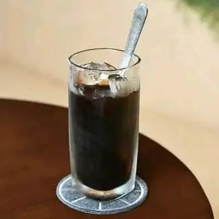 Đen đá - 23.000 ₫ tại Hai Đứa Mình - Cafe Bingsu & Ăn Vặt - Kinh Dương Vương