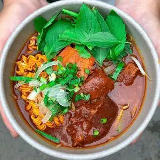 Hình ảnh Mì gói bò kho
