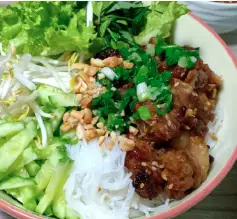Bún thịt nướng đơn giản mà ngon  - 48.000 ₫ tại Anh Beo Food - Bún Thịt Nướng, Nem Chả & Bánh Tráng Trộn - Đào Duy Anh