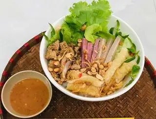 Bún khô Bình Định - 45.000 ₫ tại Bánh Cuốn Tây Sơn - Nhà Thắm - Tỉnh Lộ 43