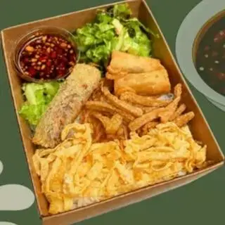 Hình ảnh Bún nước tương chả giò
