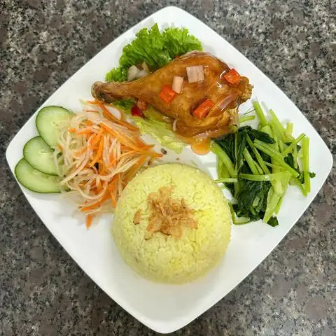 Hình ảnh Bếp Gia Đình - Phở Bò Gà, Cơm Gà & Cơm Văn Phòng - Khu Đô Thị Văn Khê