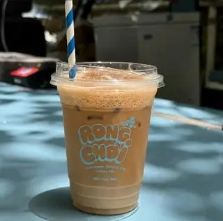 Cà phê sữa đá - black coffee x condensed milk - 45.000 ₫ tại RongChoi Coffee Van - Phạm Ngọc Thạch