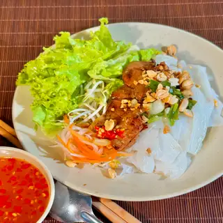 Combo 1 Bánh ướt thịt nướng + 1 Bún thịt nướng - 78.000 ₫ tại Bún Thịt Nướng Khéo Ăn - Phan Bội Châu
