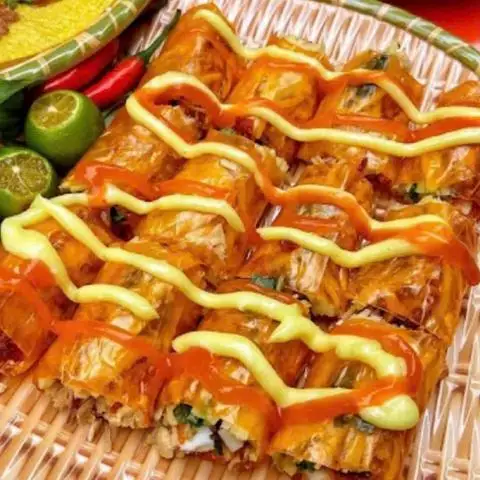 Hình ảnh Bánh Tráng Nướng, Bánh Tráng Trộn, Bánh Tráng Cuốn - Tiệm Nhà Dâu - Đường Số 20