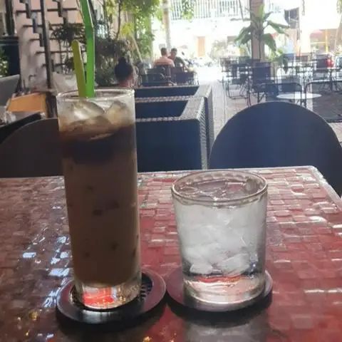 Hình ảnh Cafe Dế Mèn - Điểm Tâm Sáng, Cà Phê & Cơm Trưa - Hoàng Quốc Việt