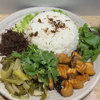 Hình ảnh Cơm nấm khô tiêu