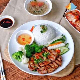 Hình ảnh Cơm tấm sườn 