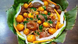Xôi lòng gà - 32.000 ₫ tại Xôi Gà 649 - 3 Tháng 2