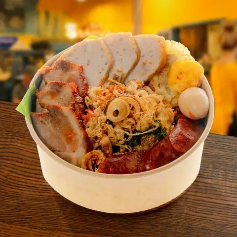 Xôi Gánh Má Sáu - Nguyễn Đình Chiểu - Bánh Mì/Xôi gần bạn