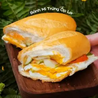 Hình ảnh Bánh mì trứng - 2 trứng