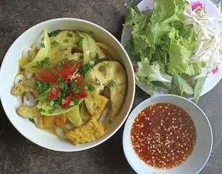 Mì quảng cá lóc - 40.000 ₫ tại Bánh Canh Cá Lóc & Bánh Bột Lọc Huế - Hồ Bá Kiện