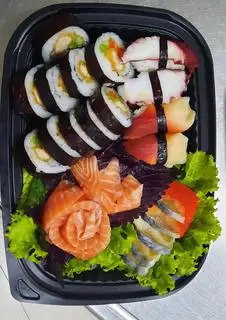 Set sushi hoa - 388.000 ₫ tại Sushi NaRy - Chuyên Cơm Cuộn & Sashimi - Cách Mạng Tháng Tám