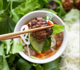Bún chả Hà Nội 1 người (vừa) - 58.000 ₫ tại Bún Chả Hà Nội K26 - Chung Cư K26