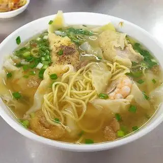Hình ảnh Hủ tiếu mì hoành thánh
