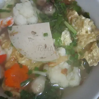 Hủ tiếu thập cẩm chay - 42.000 ₫ tại Quán Chay Thuận Đức - Lê Văn Lương
