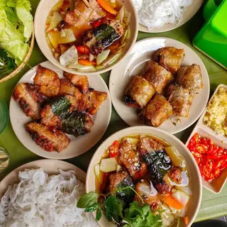 Bún chả thịt ba rọi nướng - 70.000 ₫ tại Bún Chả Hà Nội Tiểu Bảo - Huỳnh Tịnh Của