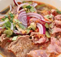 Bún bò tái gân - 55.000 ₫ tại Bún Bò Cô Tiên - Bùi Viện