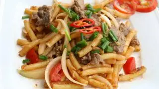 Nui xào bò - 38.000 ₫ tại Mì Xào & Nui Xào - Tôn Thất Thuyết