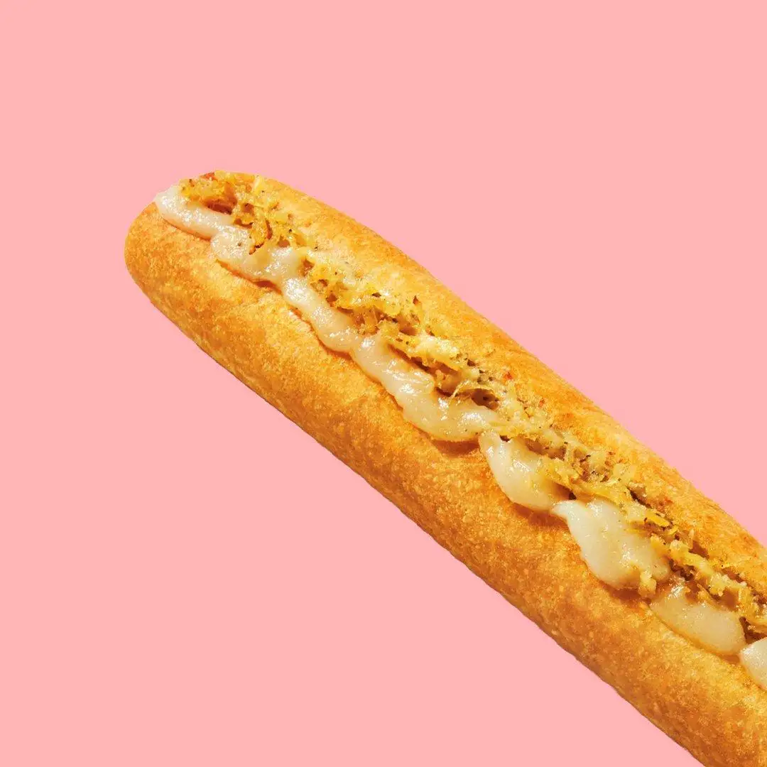Bánh Mì Que Gà Phô Mai - 19.000 ₫ tại Highlands Coffee - Mạc Đĩnh Chi