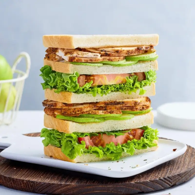 Hình ảnh ⭐️ Bánh Mì Kẹp Gà Táo (Apple Chicken Pesto)