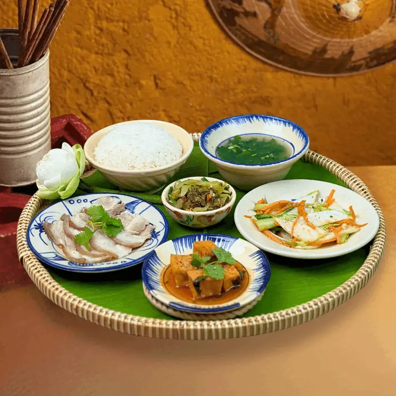 Set Cơm Thịt luộc cà pháo - 82.000 ₫ tại Cơm Nhà Express - Cơm Ship Văn Phòng & Cơm Phần - Hoa Sữa