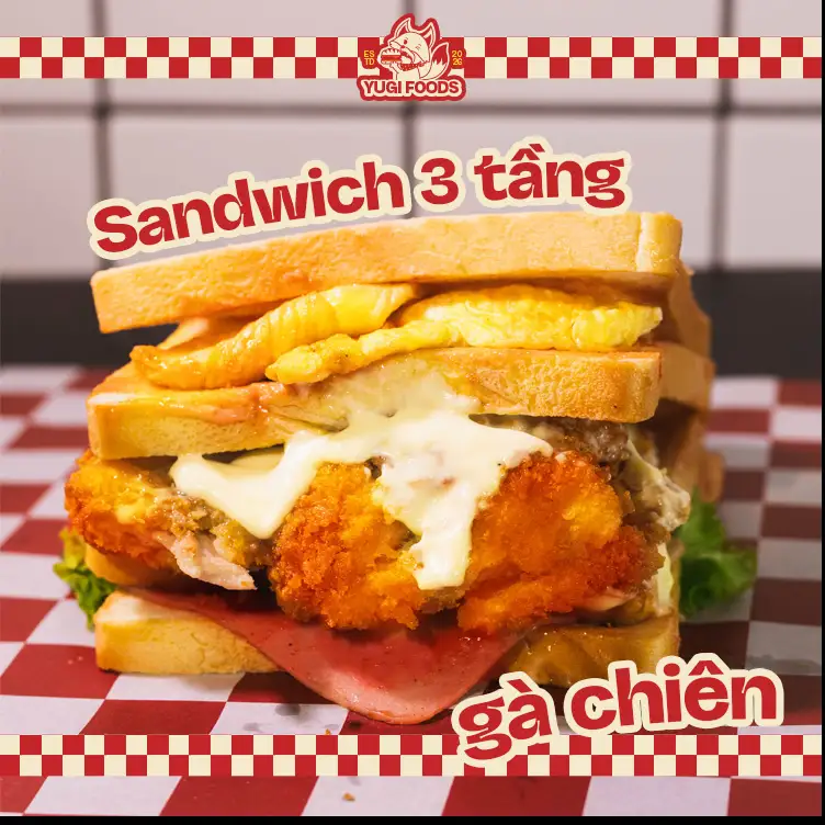 Hình ảnh Sandwich 3 tầng gà chiên