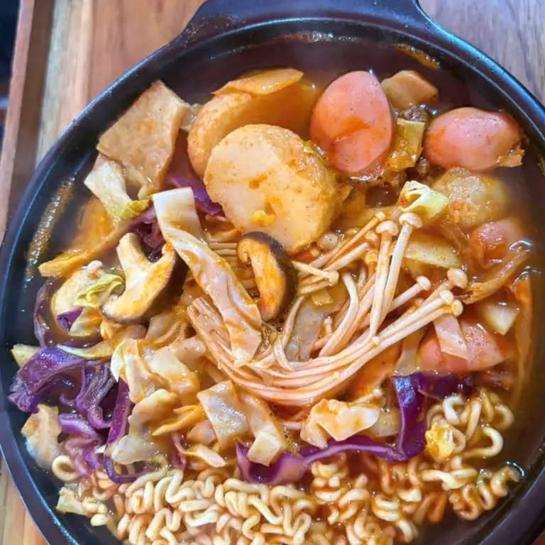 Hình ảnh Mỳ Cay Thập Cẩm