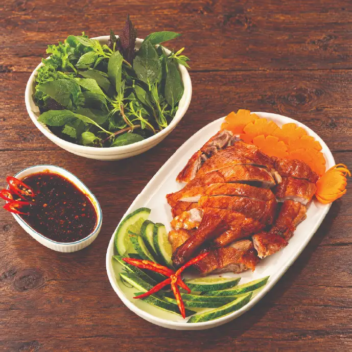 Hình ảnh Vịt Quay Tứ Bảo 1/4 con phần đùi
