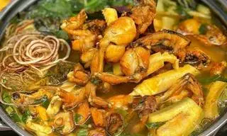 Hình ảnh Lẩu ếch măng cay (N)