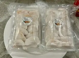 Hình ảnh Bánh bột lọc trần sống - Nhân tôm 1kg