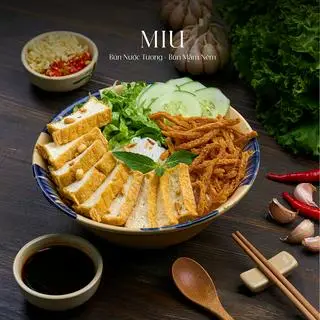 Hình ảnh Bún nước tương Đậu Hủ + Sườn Non Chay Giòn
