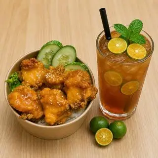 Hình ảnh Cơm Gà Viên Sốt Phomai