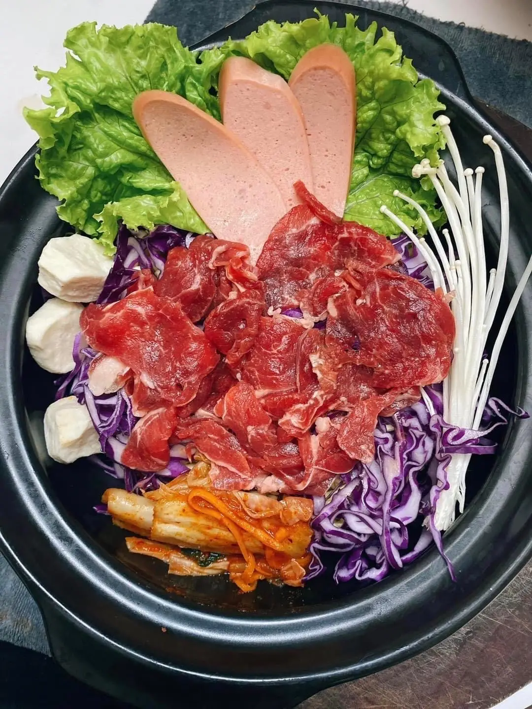 Hình ảnh Mì kim chi bò