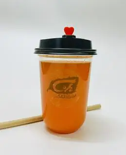 Hình ảnh Nước ép cà rốt và dứa 300ml
