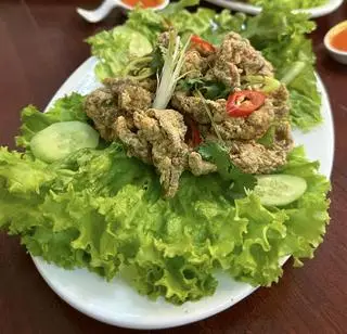 Hình ảnh Chân gà rút xương chiên giòn