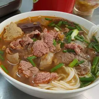 Hình ảnh BÚN BÒ NẠM + GÂN