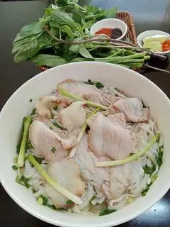 Hình ảnh Phở gầu