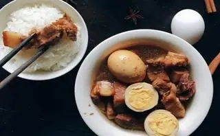 Hình ảnh Cơm thịt kho trứng