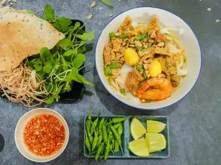 Hình ảnh mỳ quảng tôm thịt 
