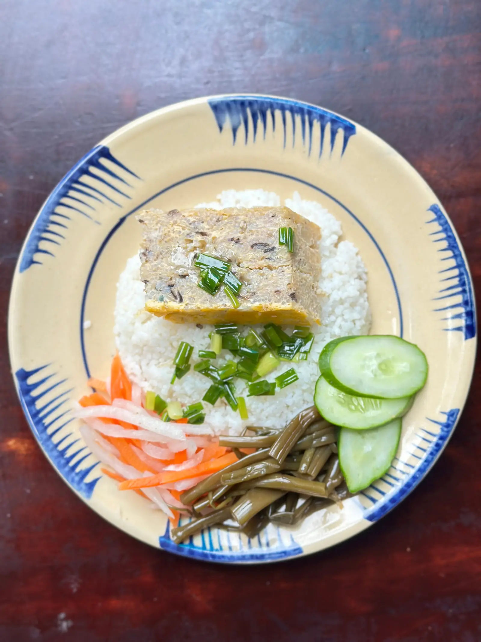 Hình ảnh cơm tấm chả