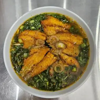 Hình ảnh Bánh đa cá đầy đủ