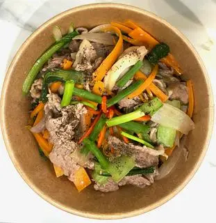 Hình ảnh Nui gạo lứt - bò xào