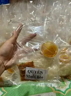 Hình ảnh Bánh tráng muối béo