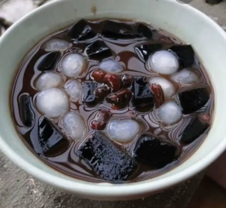 Hình ảnh Chè Sương Sáo Đậu Đen - Sữa Dừa